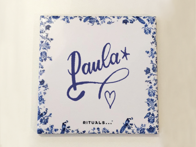 Uncover x Rituals: Come and personalise a Delft Blue tile at Bijenkorf Amsterdam on 8 & 9 June!